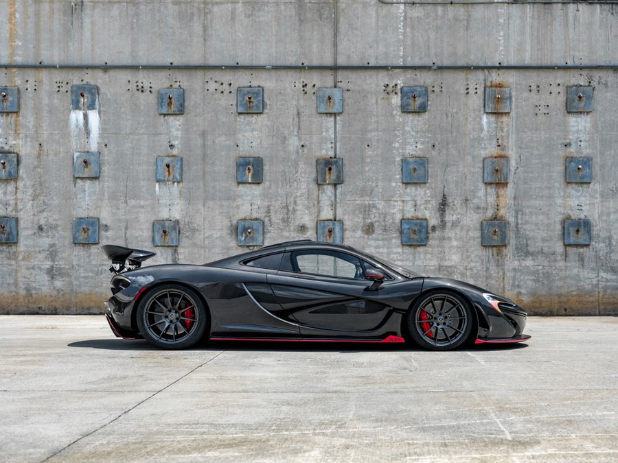 Used 2012 McLaren P1 RWD image 9