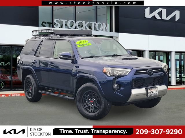 Used 2024 Toyota 4Runner TRD Off-Road Premium w/ Moonroof Package AWD/4WD image 1