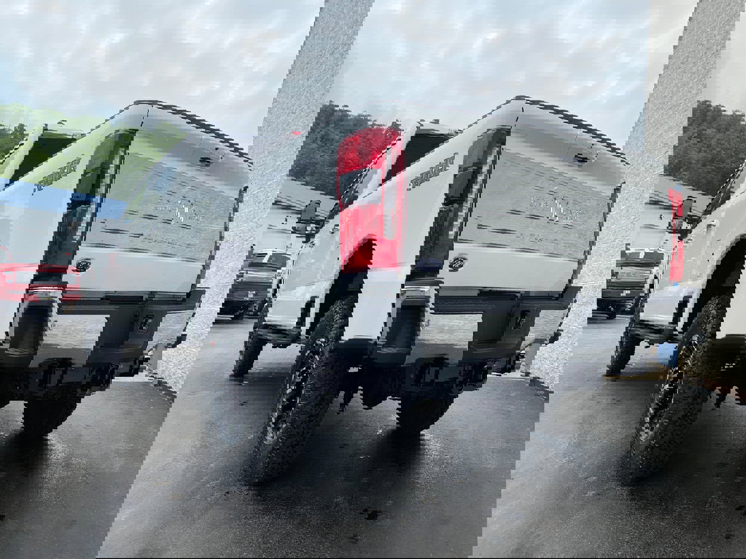 New 2025 Ford F250 King Ranch w/ Tremor Off-Road Package image 11