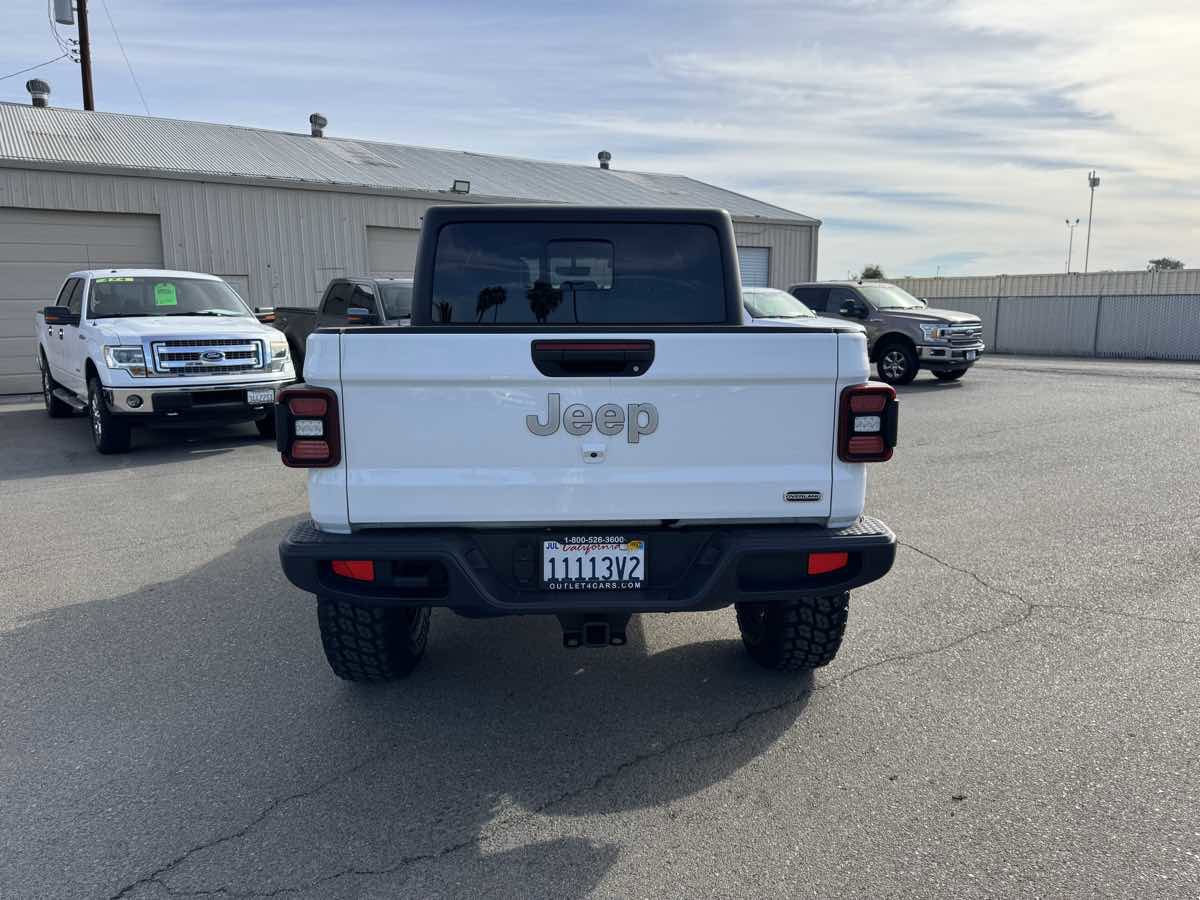Used 2020 Jeep Gladiator Overland image 9
