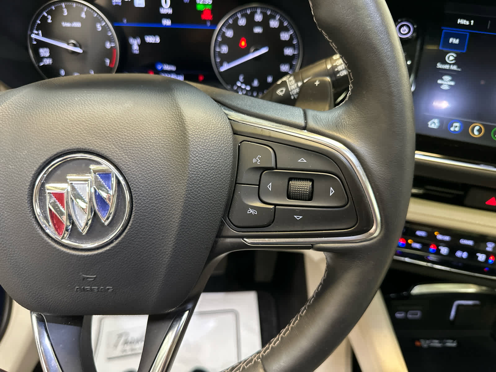 Used 2023 Buick Envision Avenir AWD/4WD image 22