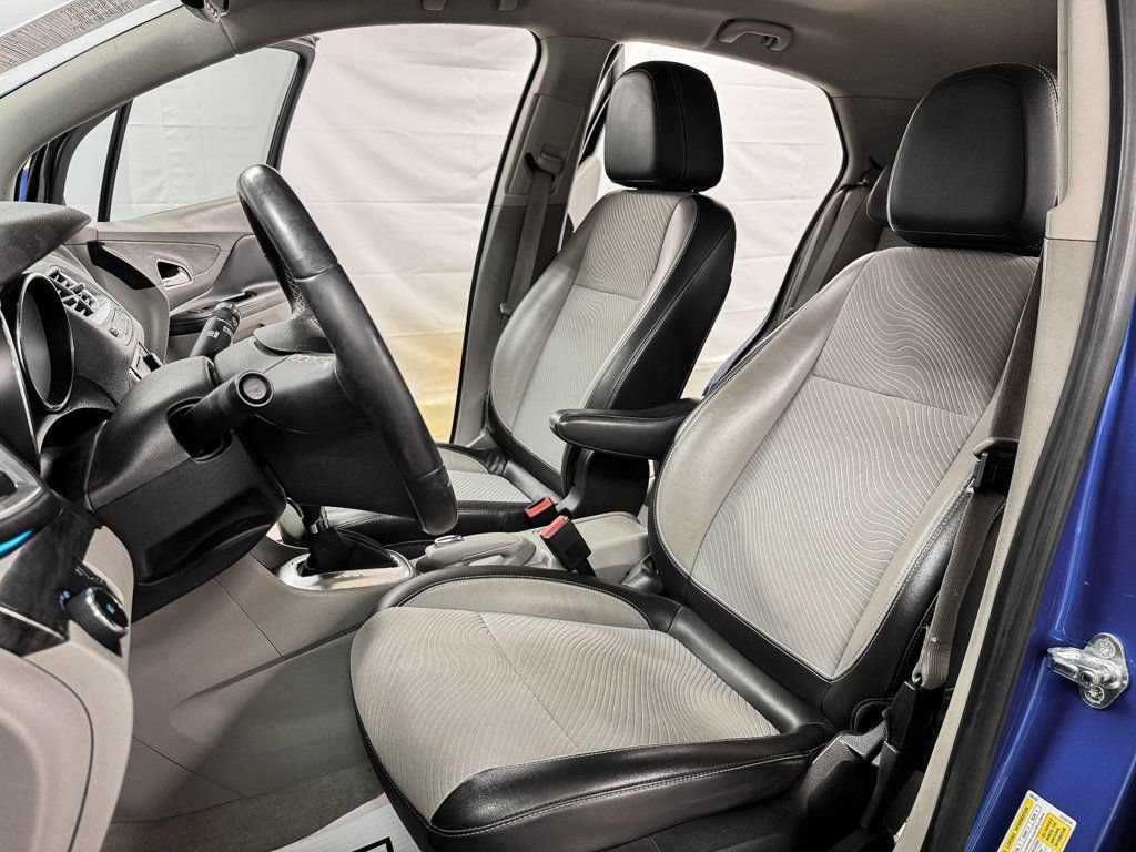 Used 2014 Buick Encore Convenience FWD image 9