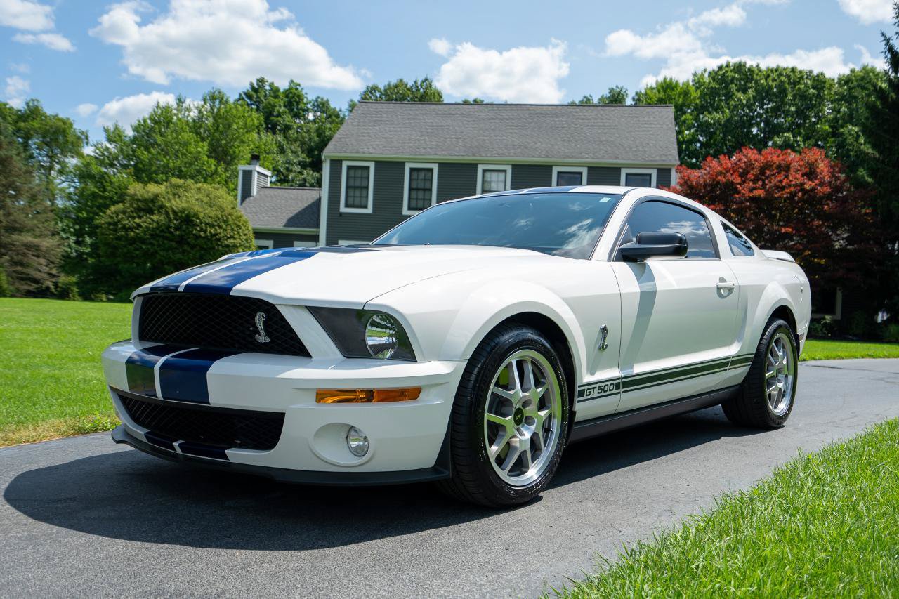 Used 2008 Ford Mustang Shelby GT500 RWD image 7