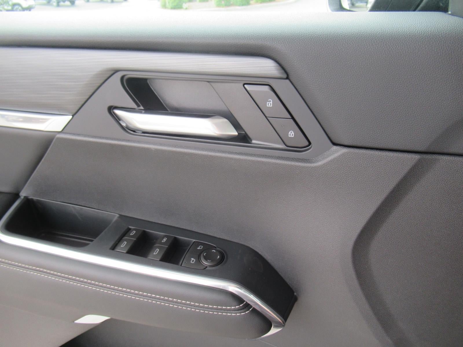 New 2026 GMC Acadia Elevation w/ Black Edition FWD image 22