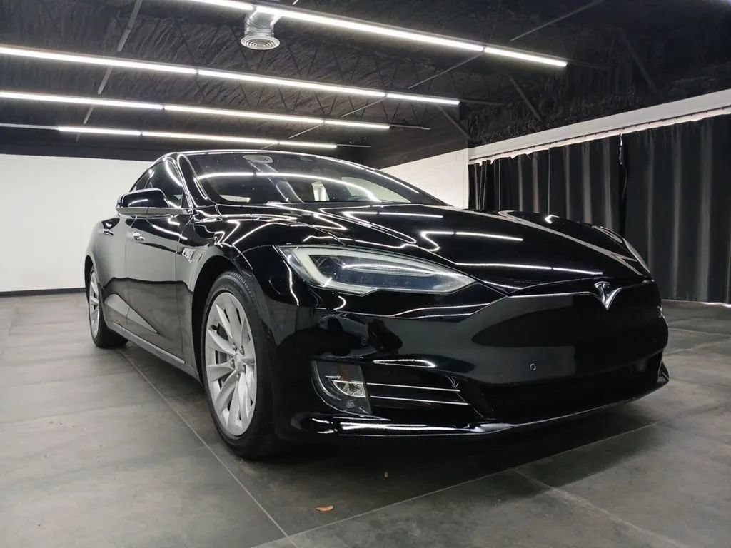 Used 2016 Tesla Model S 85D AWD/4WD image 34
