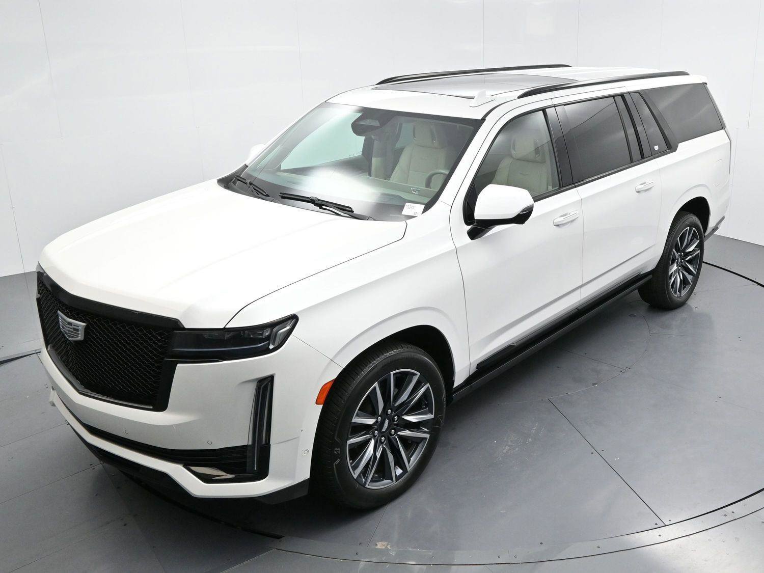 Certified 2022 Cadillac Escalade ESV Sport Platinum w/ Heavy-Duty Trailer Package image 48