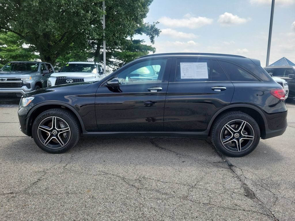 Used 2021 Mercedes-Benz GLC 300 4MATIC image 2