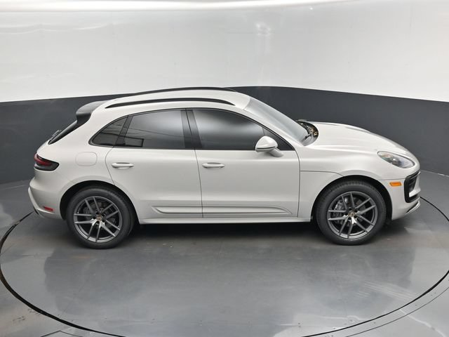 Used 2024 Porsche Macan AWD/4WD image 13