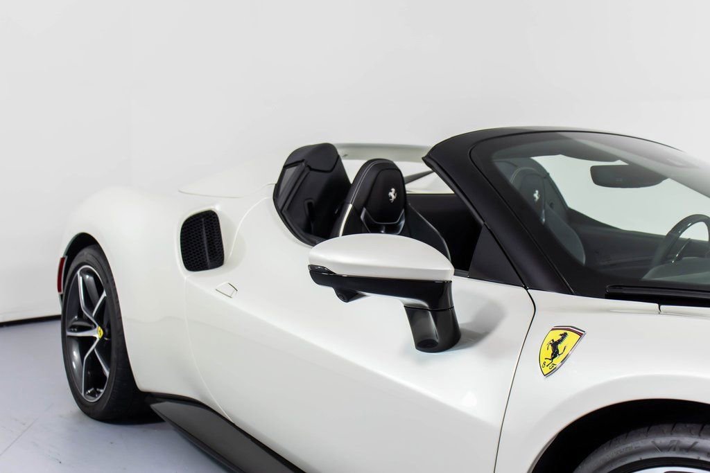 Certified 2025 Ferrari 296 GTS image 15