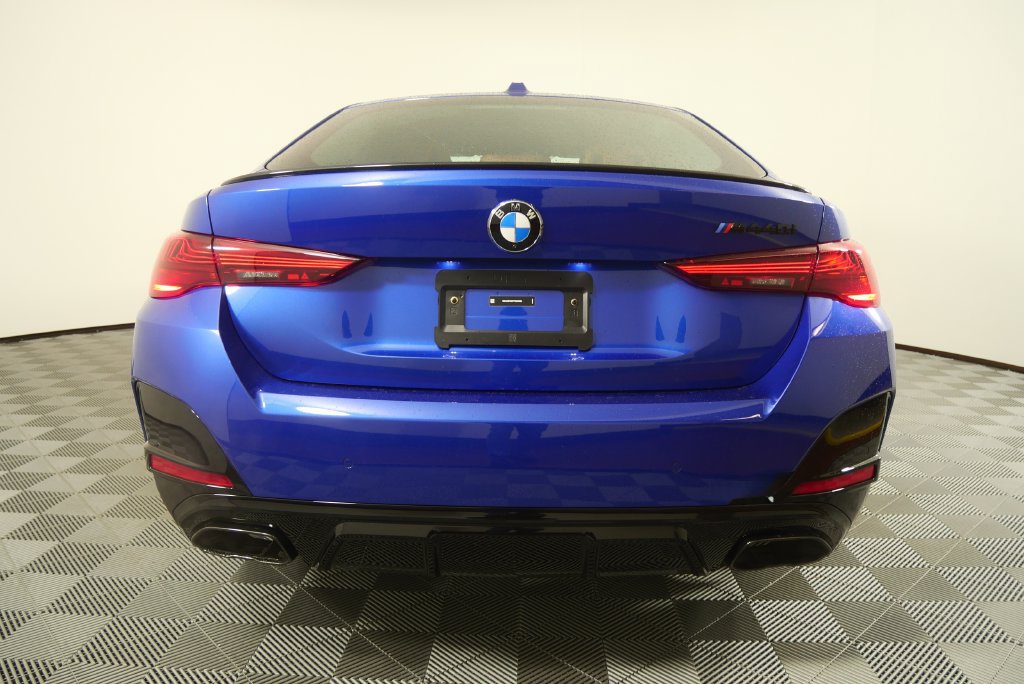 Used 2026 BMW M440i w/ Premium Package RWD image 5