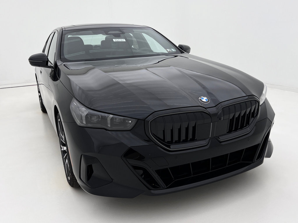 New 2027 BMW 530i xDrive w/ M Sport Package AWD/4WD image 3