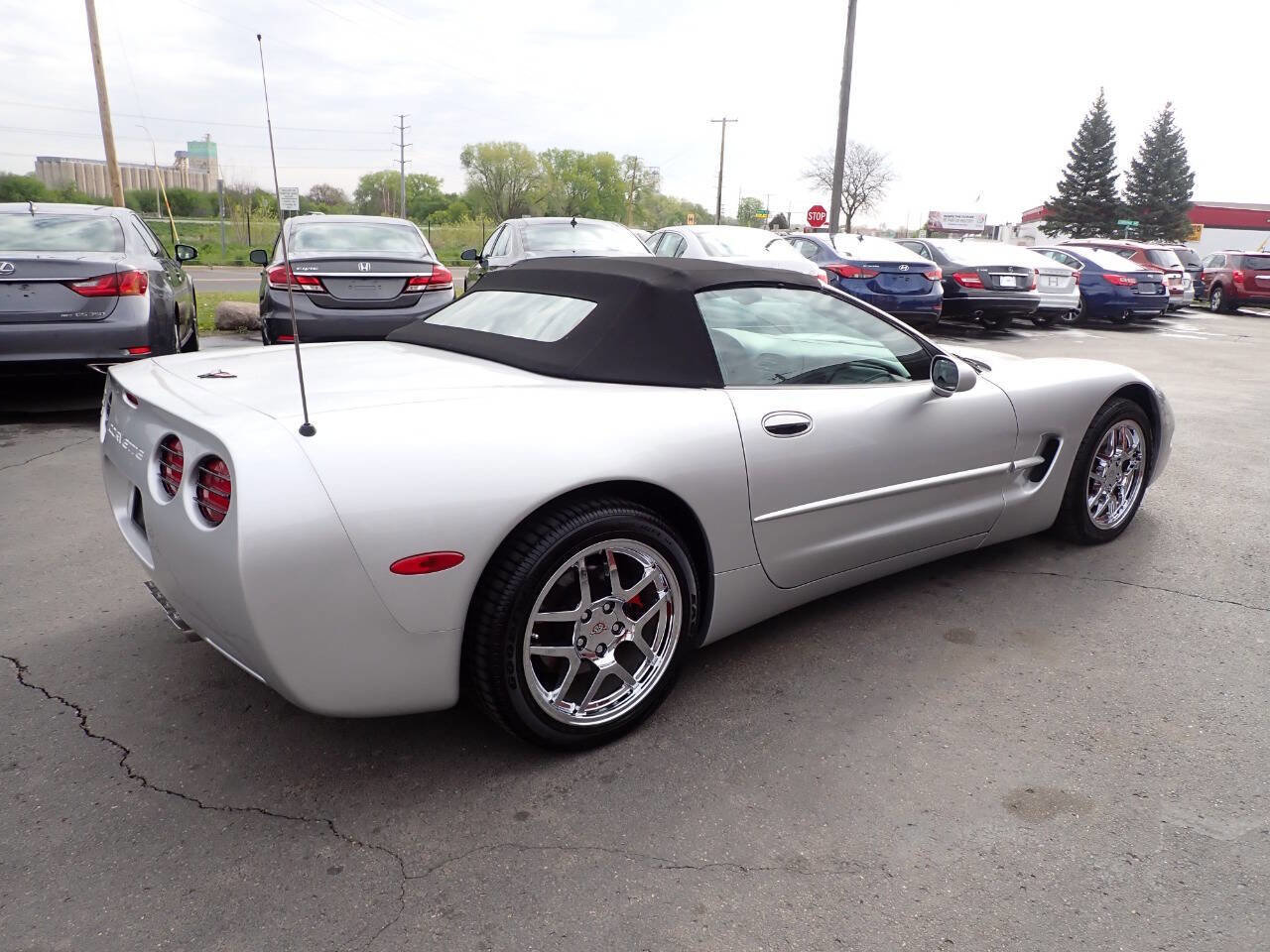 Used 2002 Chevrolet Corvette Convertible w/ Preferred Equipment Group2 RWD image 6