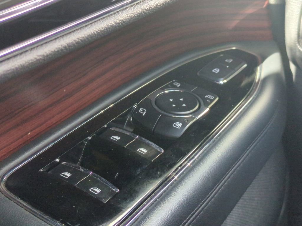 Used 2023 Lincoln Navigator L Reserve image 33