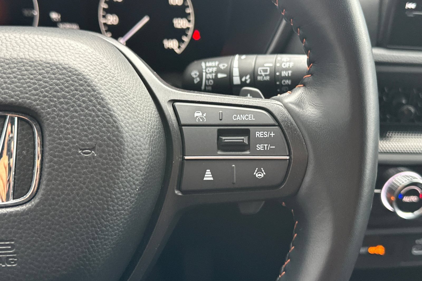 Used 2025 Honda CR-V Sport-L image 27