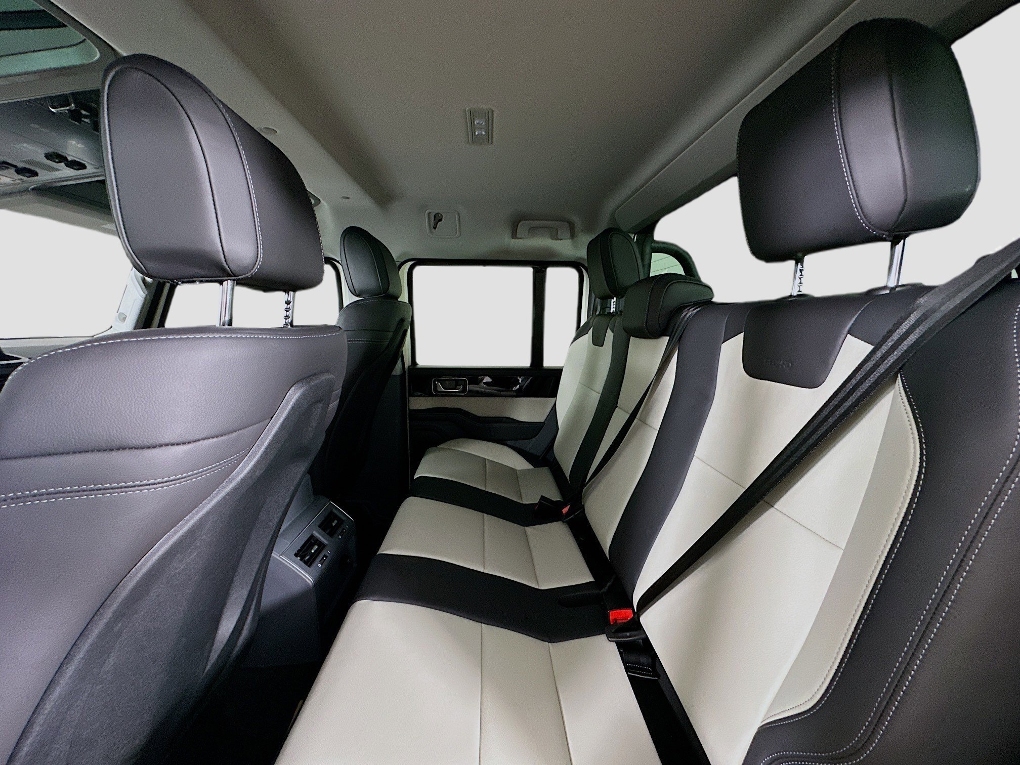 New 2025 INEOS Grenadier Quartermaster AWD/4WD image 39