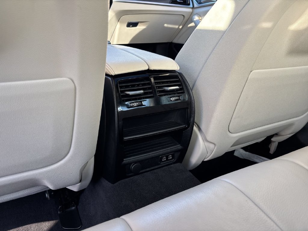 Certified 2023 BMW 530i xDrive w/ M Sport Package AWD/4WD image 20