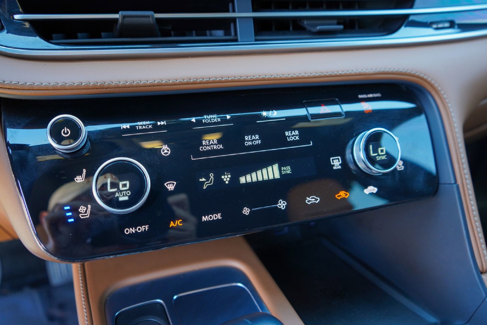 Certified 2023 INFINITI QX60 Autograph w/ Cargo Package image 17