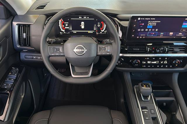 New 2026 Nissan Pathfinder SL w/ Cargo Package FWD image 16