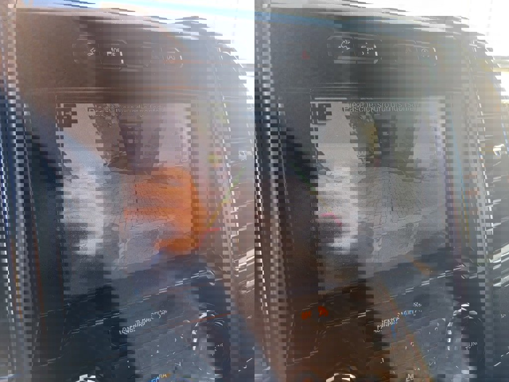 Used 2018 Ford F150 XLT w/ Equipment Group 302A Luxury image 15