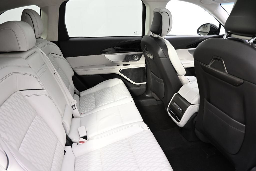 Certified 2024 Lincoln Nautilus Black Label AWD/4WD image 15