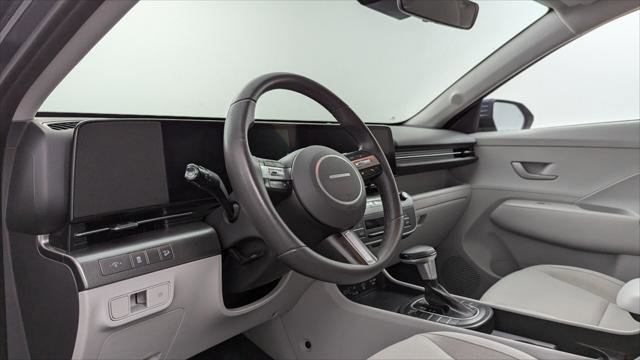 Used 2024 Hyundai Kona SEL image 22