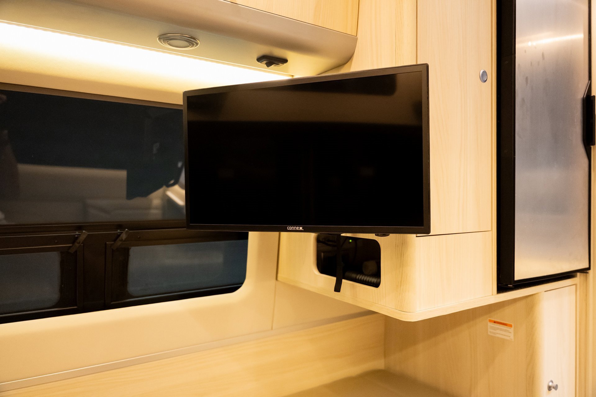 Used 2022 Mercedes-Benz Sprinter 144 Cargo image 81