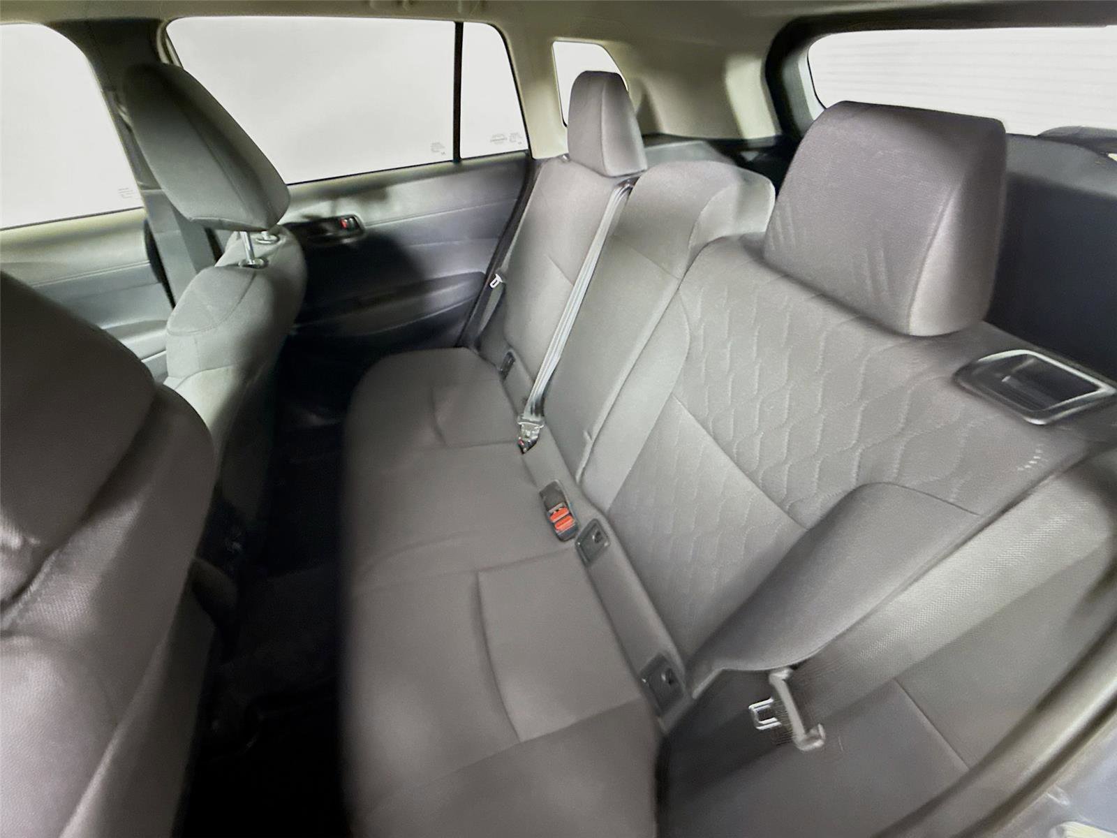 Used 2024 Toyota Corolla Cross LE image 11