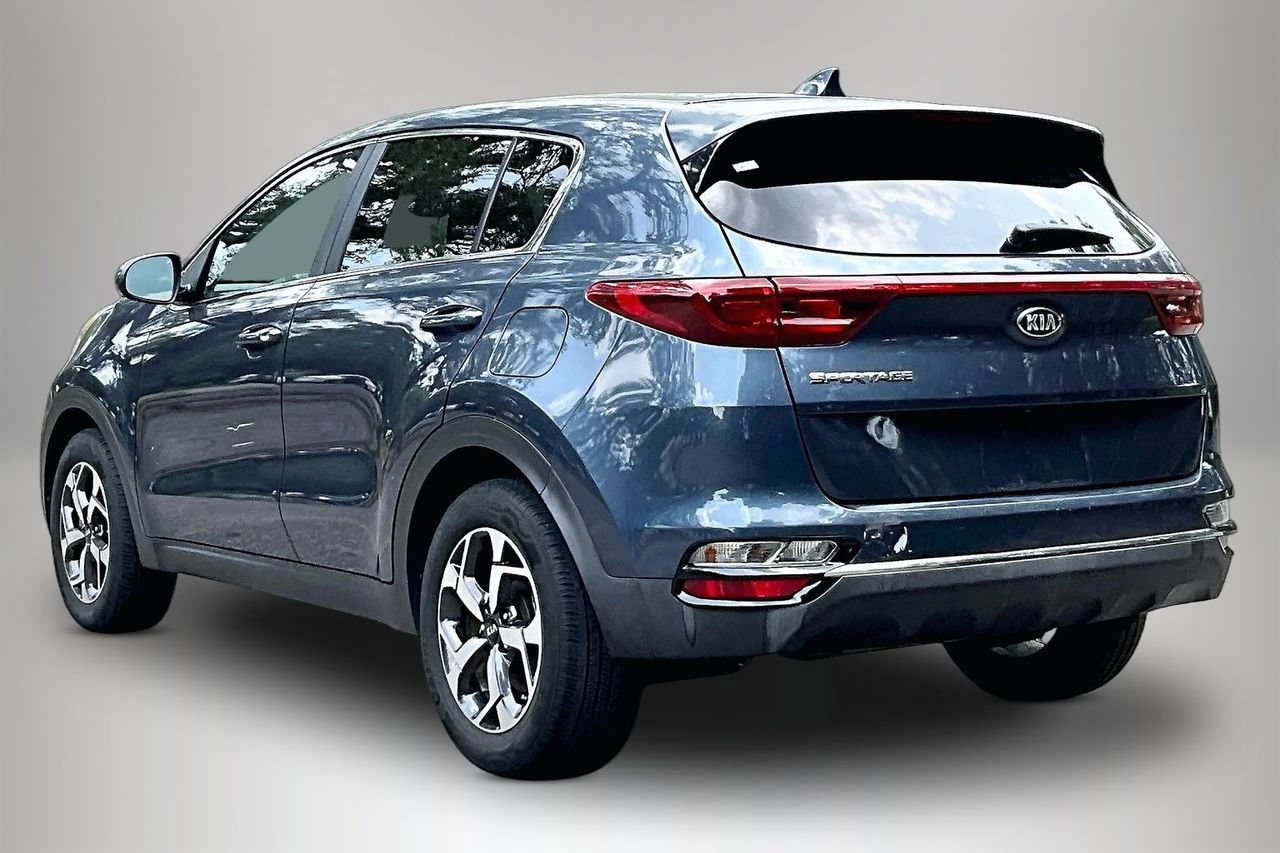 Used 2020 Kia Sportage LX FWD image 4