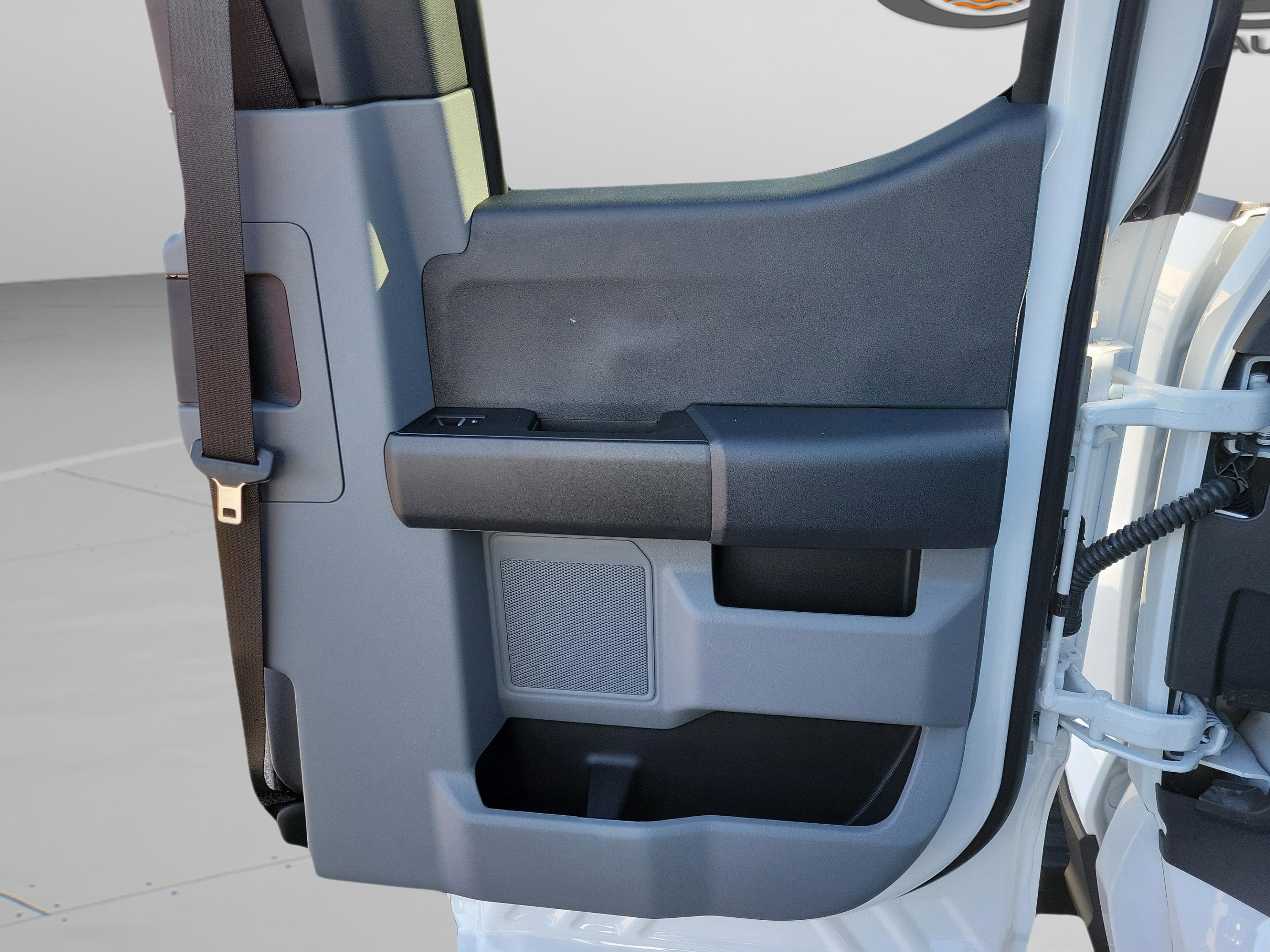 New 2025 Ford F350 XLT w/ FX4 Off-Road Package image 10