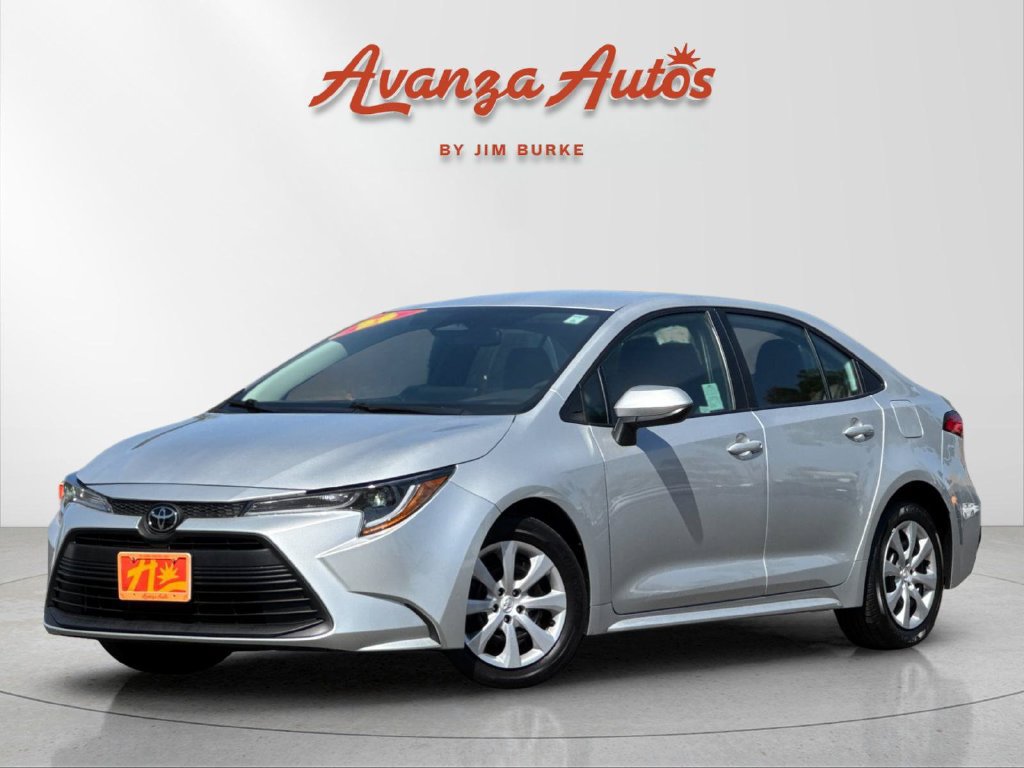 Used 2025 Toyota Corolla LE FWD image 1