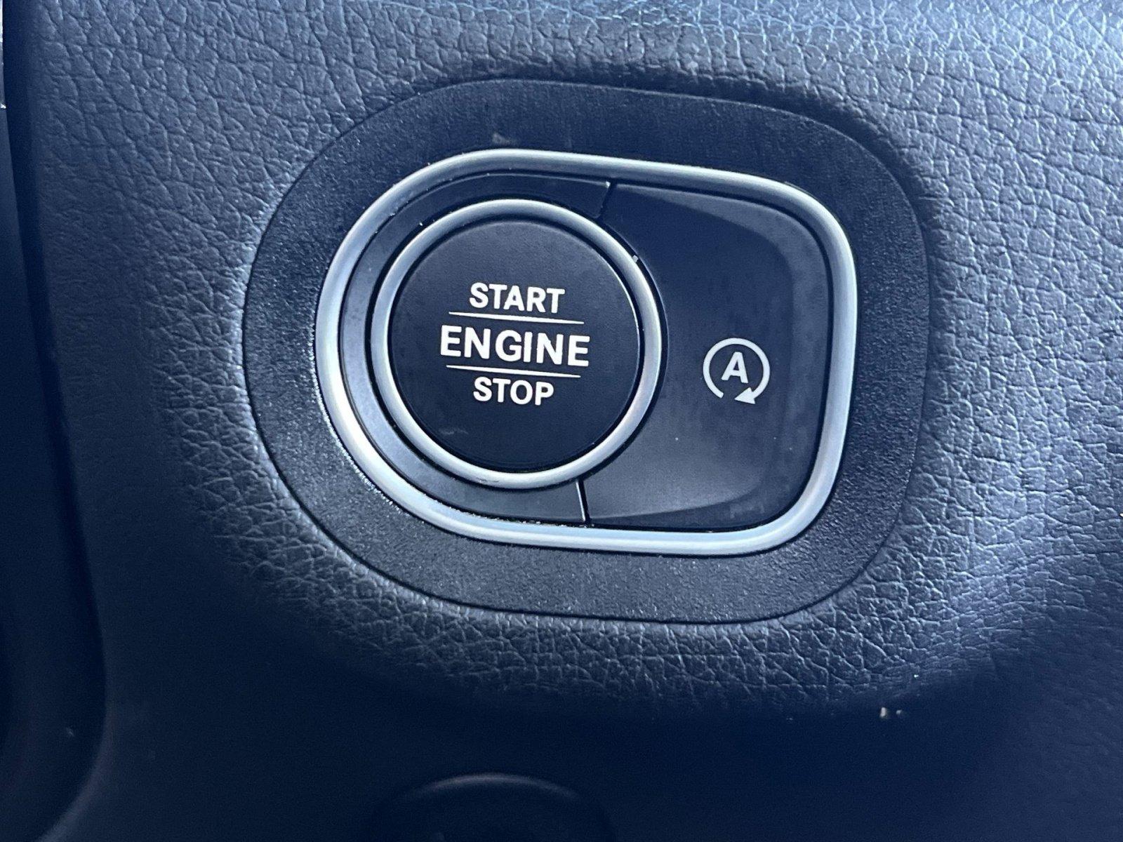 Certified 2023 Mercedes-Benz GLS 450 4MATIC image 33