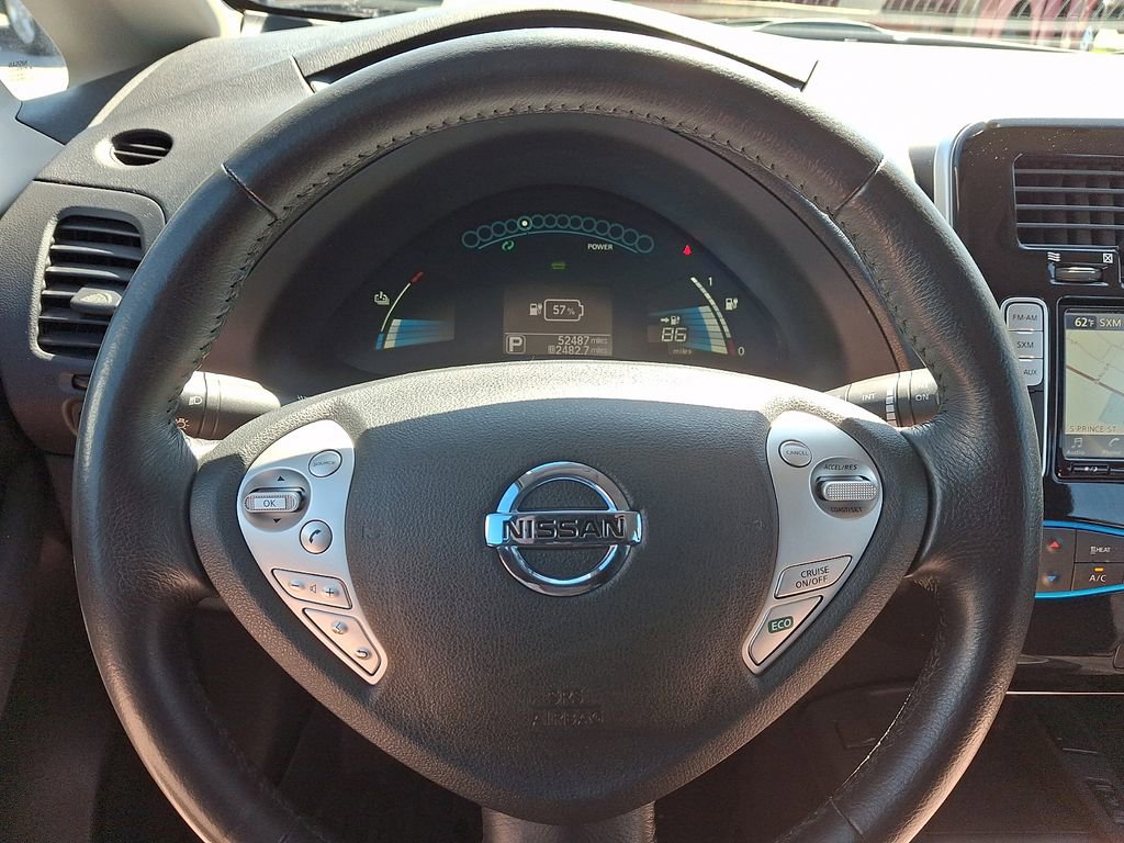Used 2016 Nissan Leaf SV FWD image 21