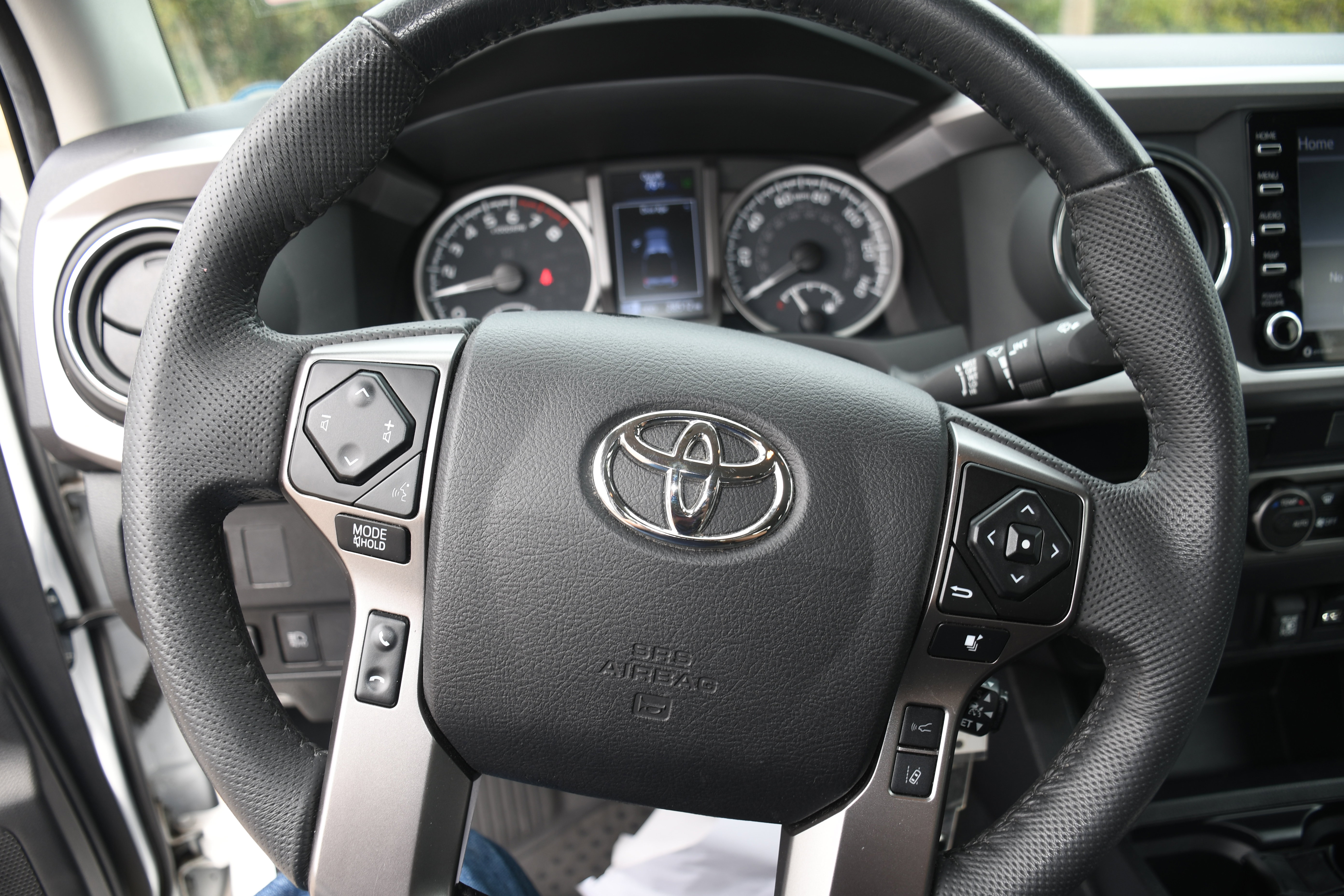 Certified 2022 Toyota Tacoma SR5 image 12