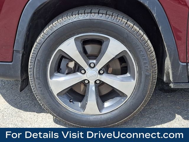 Used 2019 Jeep Cherokee Limited AWD/4WD image 27