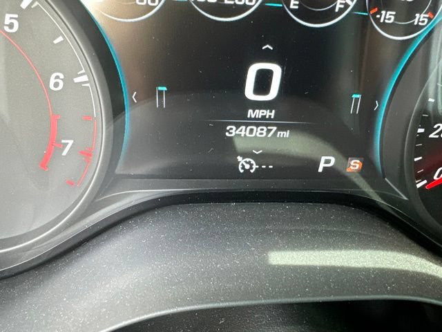Used 2018 Chevrolet Camaro ZL1 RWD image 2