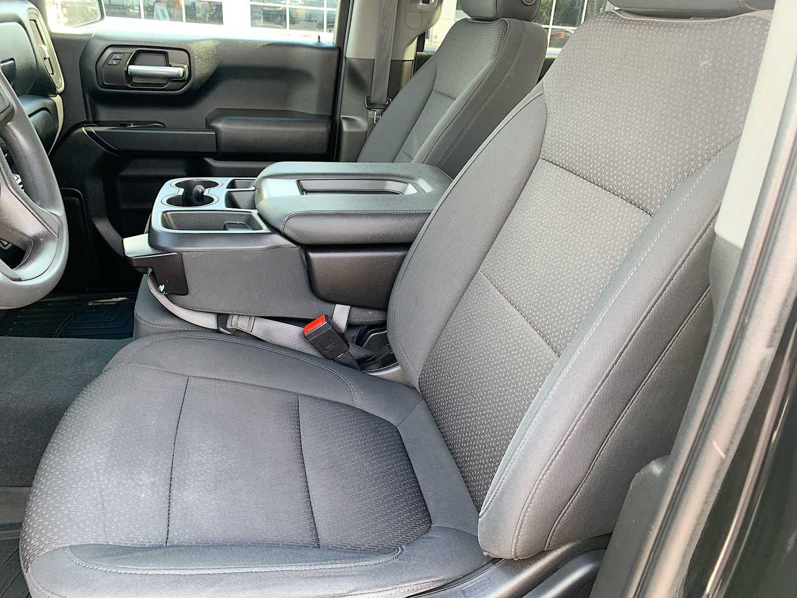 Certified 2021 Chevrolet Silverado 1500 Custom Trail Boss w/ LPO, Dark Essentials Package AWD/4WD image 17