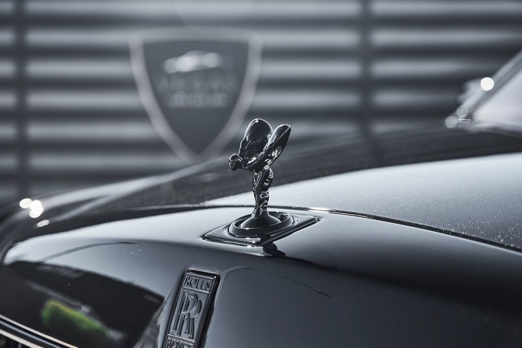 Used 2024 Rolls-Royce Phantom Sedan w/ The Phantom Package RWD image 7