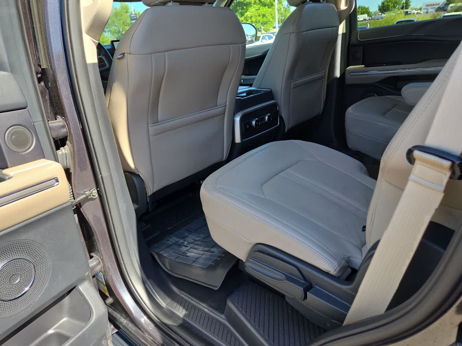 Used 2024 Ford Expedition Limited AWD/4WD image 20