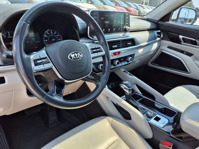 Used 2020 Kia Telluride S w/ S 8 Passenger Seating Package FWD image 4