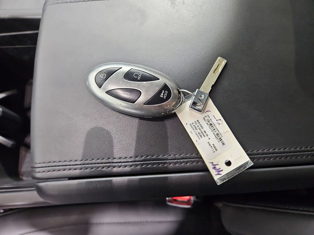 Used 2025 Hyundai Santa Fe XRT image 30