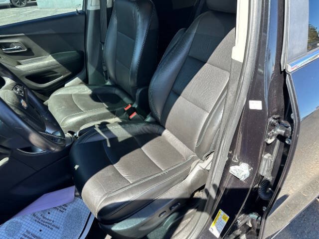 Used 2015 Chevrolet Trax LTZ FWD image 11