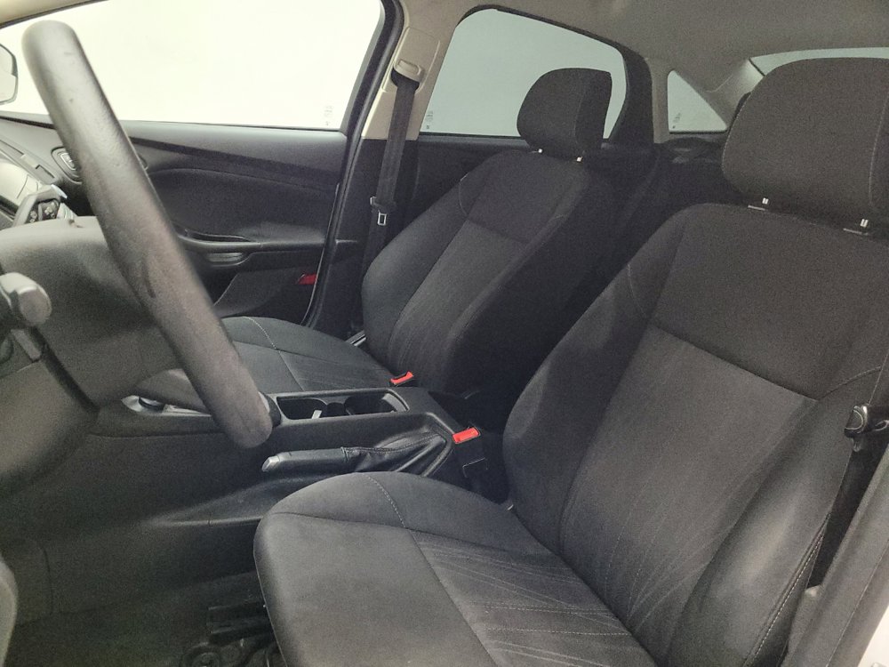 Used 2018 Ford Focus S FWD image 17
