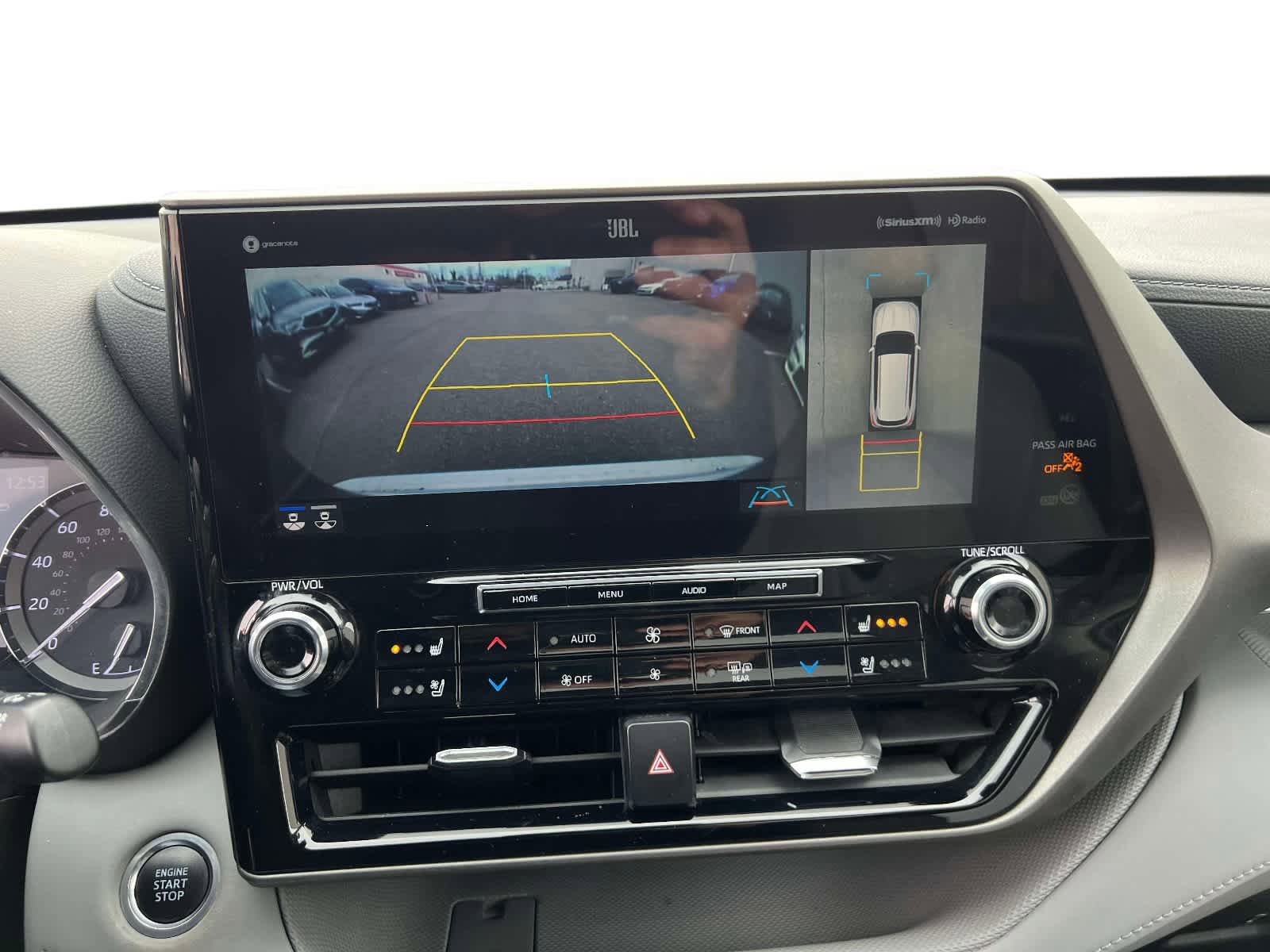 Used 2021 Toyota Highlander Limited image 28