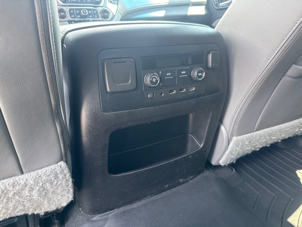 Used 2019 Chevrolet Tahoe LT image 17