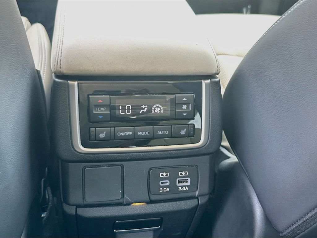 Used 2023 Subaru Ascent Limited w/ Technology Package AWD/4WD image 26