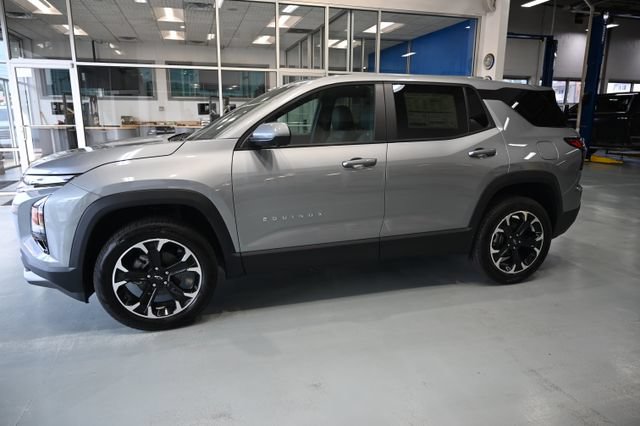 New 2027 Chevrolet Equinox LT w/ Convenience Package II FWD image 7
