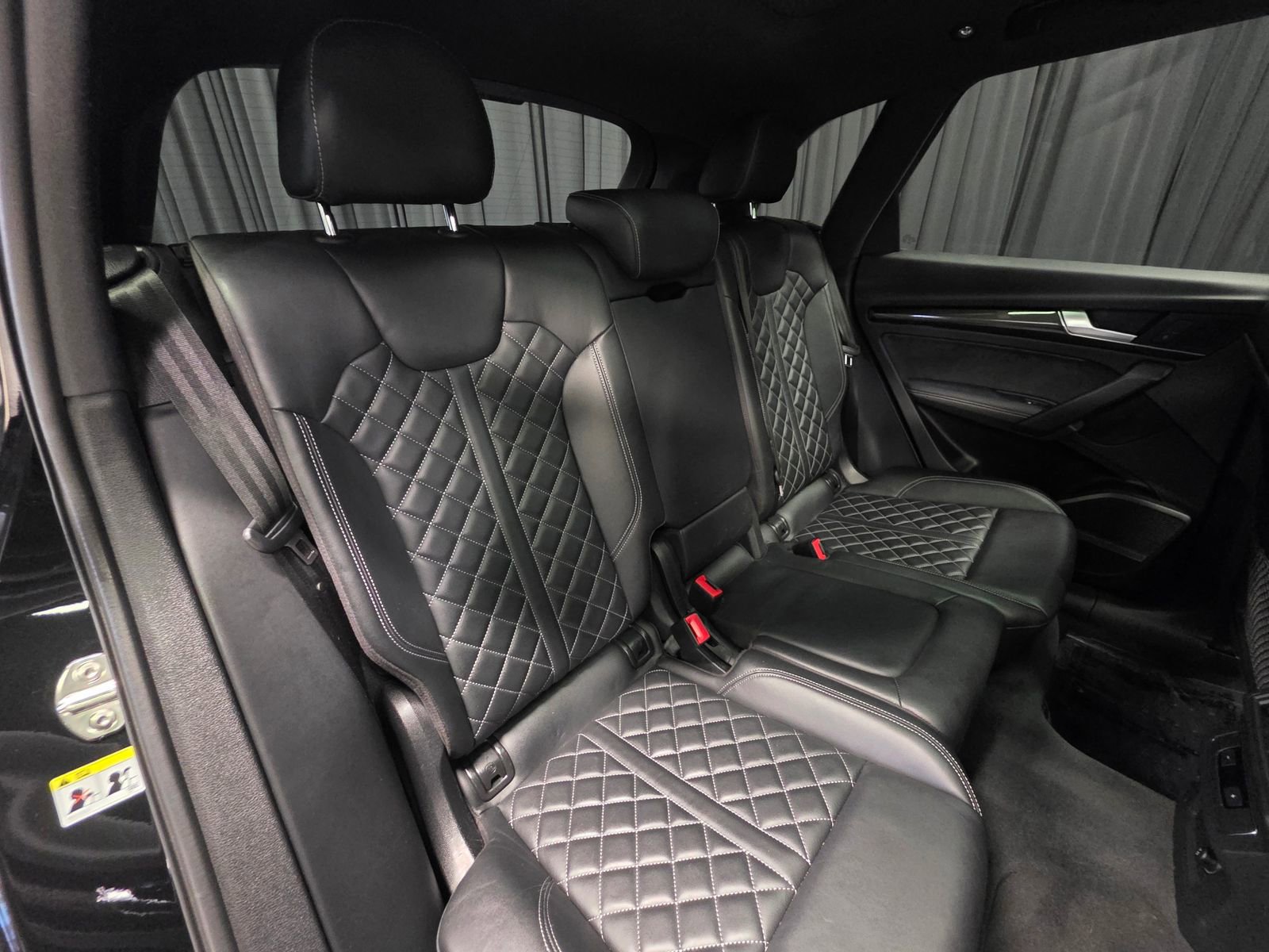 Used 2020 Audi SQ5 Premium Plus w/ Premium Plus Package AWD/4WD image 43