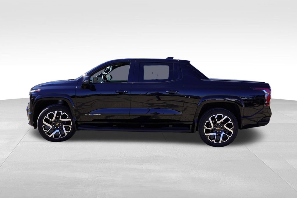 Certified 2025 Chevrolet Silverado EV RST AWD/4WD image 9