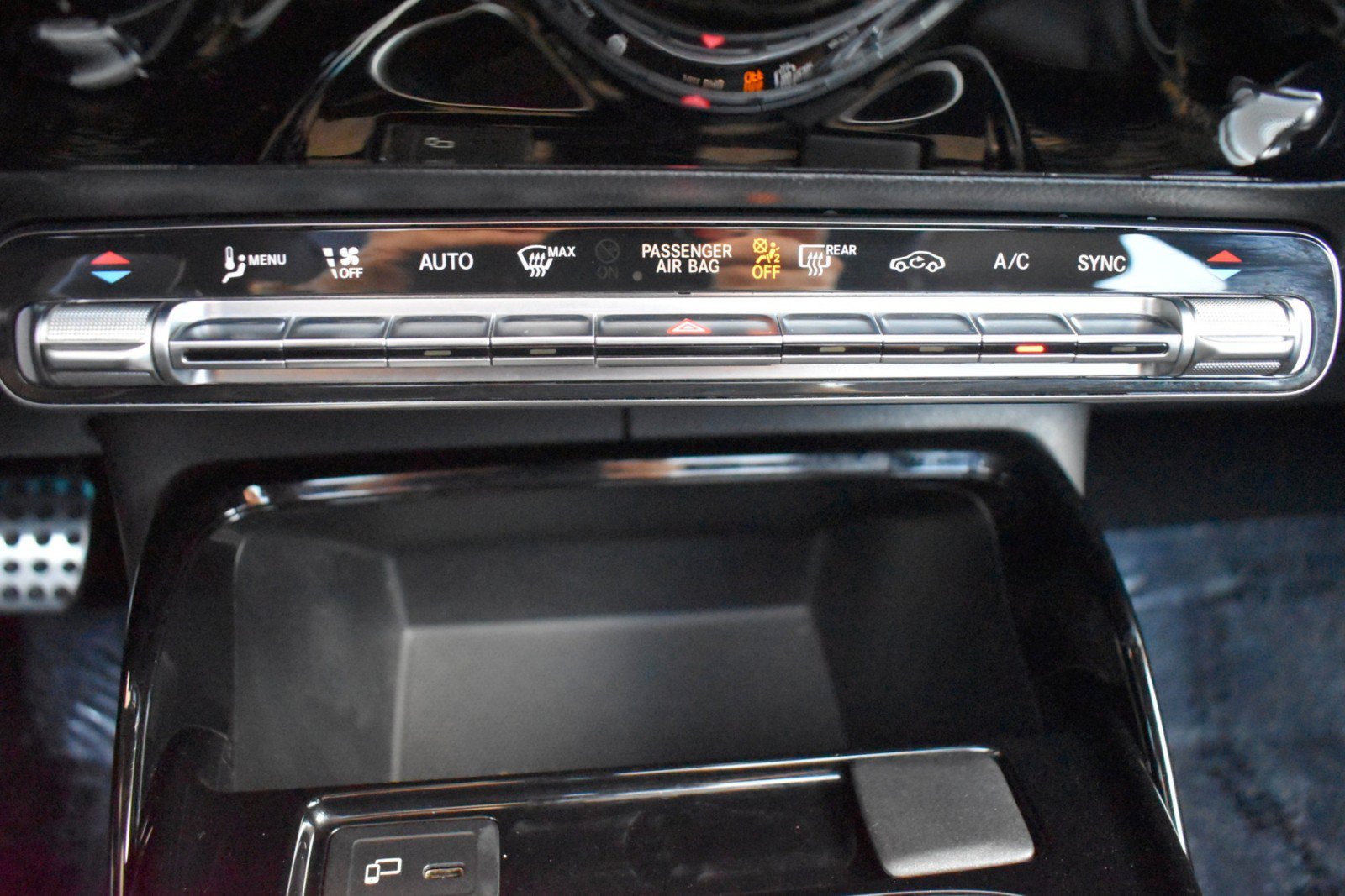 Used 2021 Mercedes-Benz A 35 AMG 4MATIC image 22