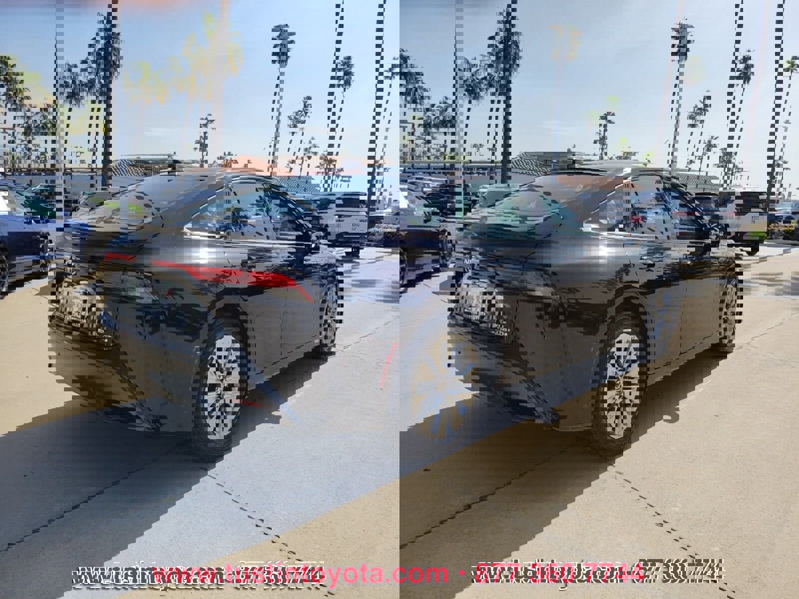 Certified 2023 Toyota Mirai XLE w/ Advanced Technology Package image 4